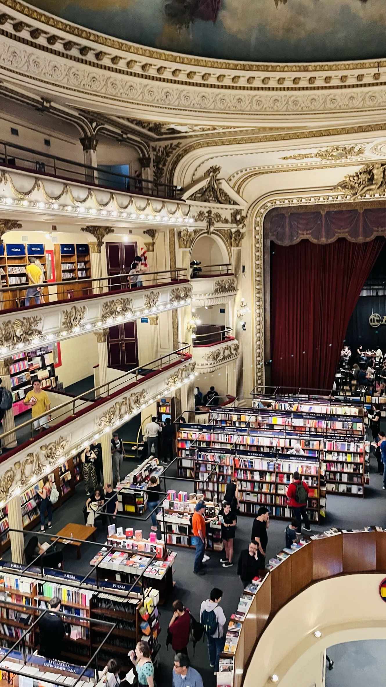 Biblioteca Ateneo em Buenos Aires