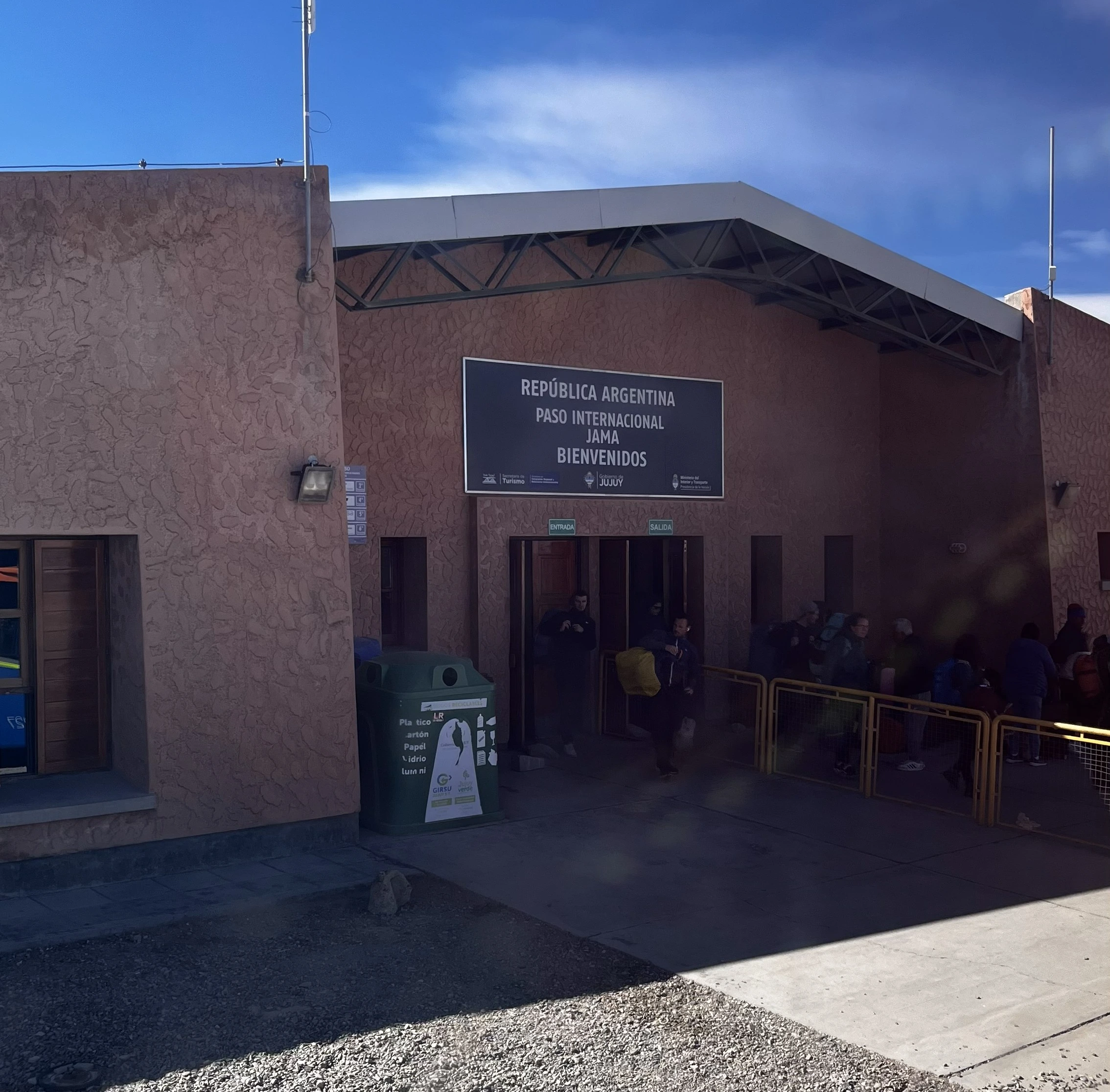Posto de Imigração no Deserto do Atacama