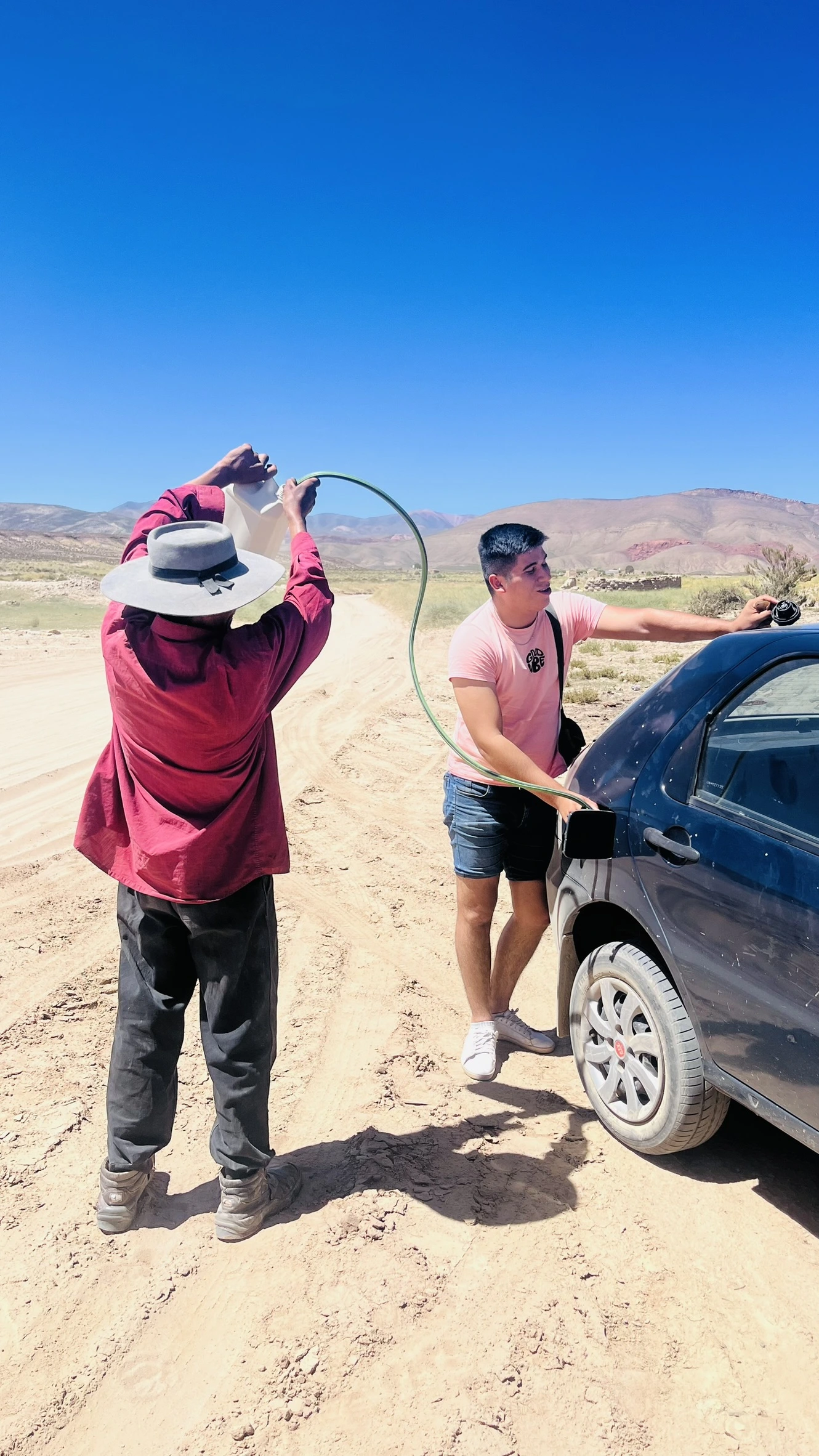 Pedindo Gasolina em Jujuy